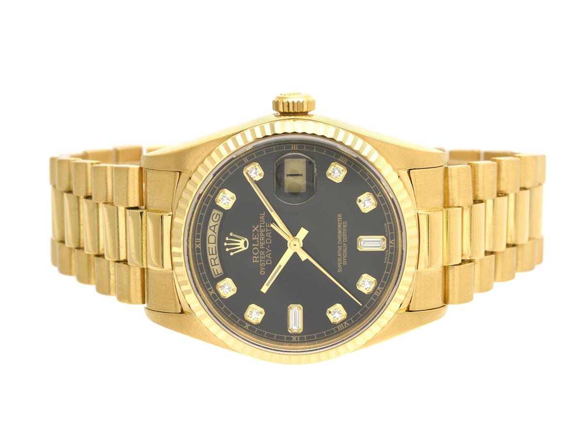 Polisen söker information om en Rolex Day-Date. Refnr. 18038