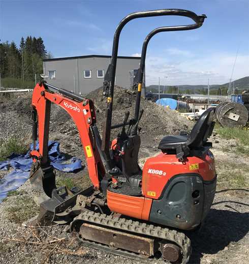 Maskinsläp BK Hengeren lastat med en minigrävare Kubota K008-3 stulet i Sundsvall