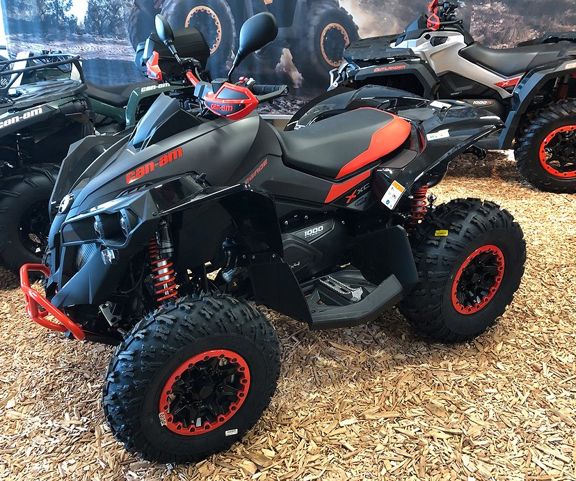 Fyrhjuling Can Am Renegade 1000 XXC T och Elmoped Surron Ridgeback stulna i Fotskäl väster om Kinna