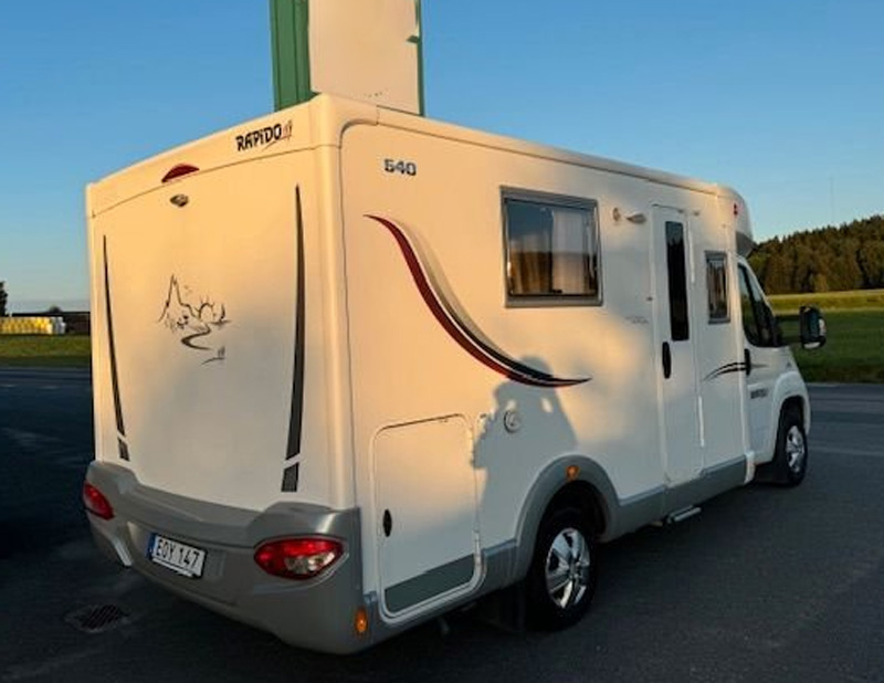 Husbil Fiat Rapido 640 stulen i Finjasjöpark, Hässleholm