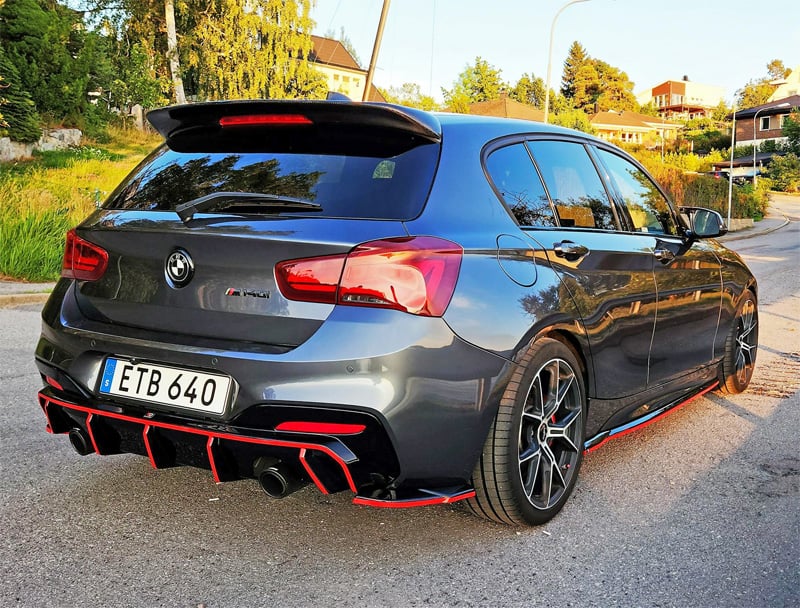 Grå metallic BMW M140i Xdrive stulen i Vällingby, Stockholm
