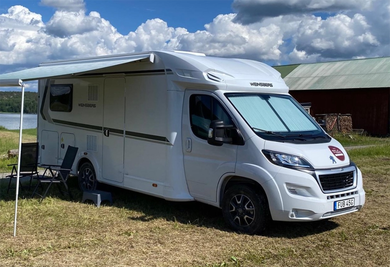 Hyrd husbil Peugeot Weinsberg Carasuite 650 MF ej återlämnad, Kristinehamn