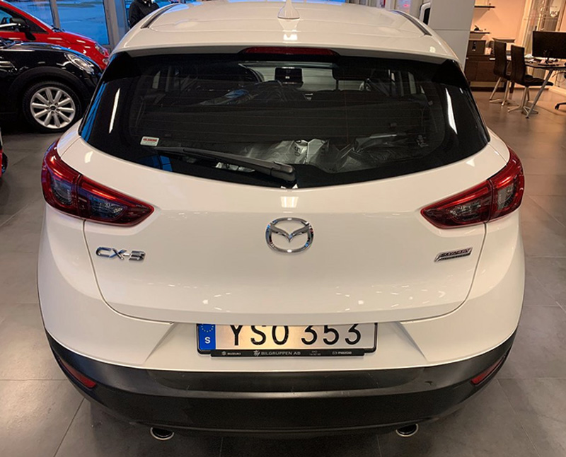 Vit Mazda CX-3 stulen i Adolfsberg, Helsingborg