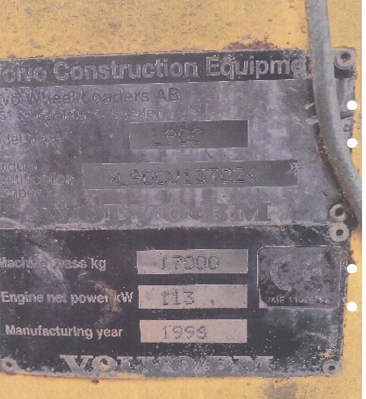 Hjullastare Volvo L90C stulen i Kolsva norr om Köping