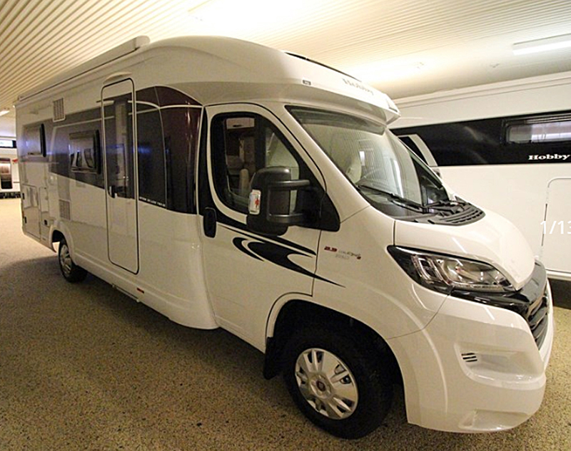 Husbil Hobby Optima DL T 65 E Forsberg Edition stulen i Mantorp mellan Mjölby och Linköping