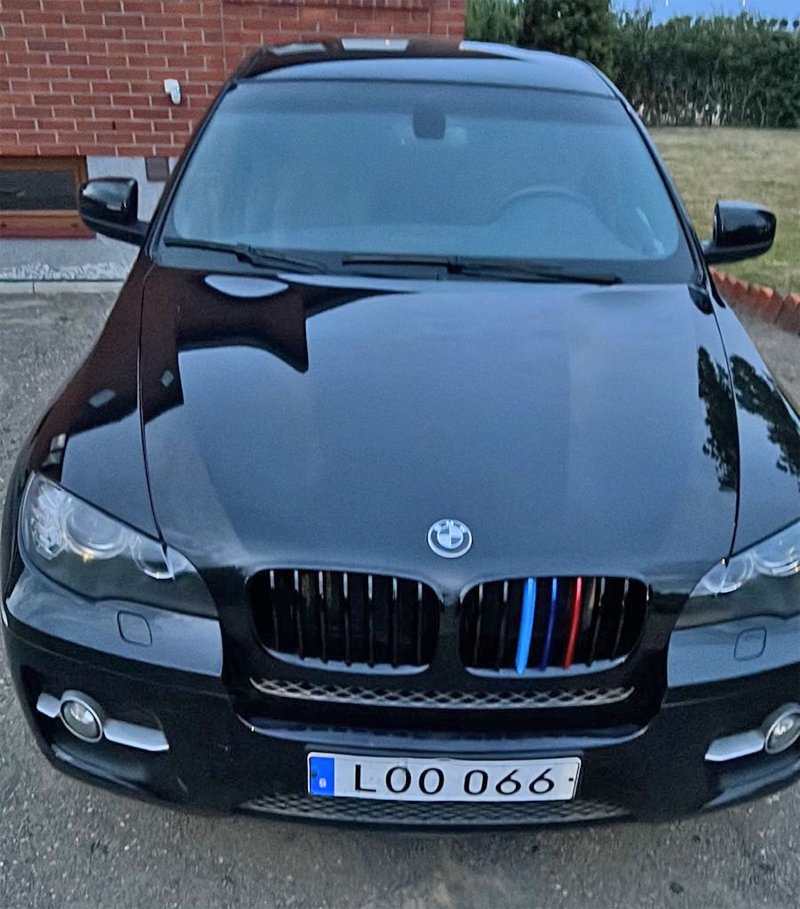 Svart BMW X6 Xdrive 40D stulen i Östra Skrävlinge, Malmö
