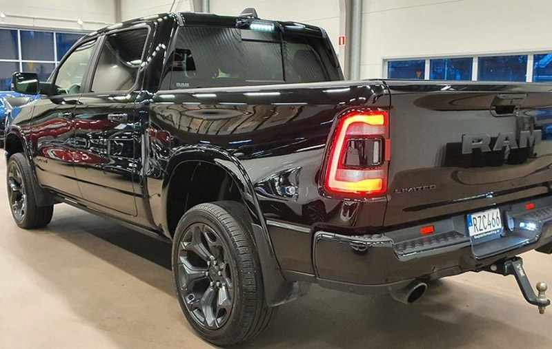 Dodge RAM 1500 Crew Cab Night Edition stulen i Moheda, Kronoberg.