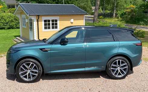 Grön Land Rover Range Rover Sport P460e stulen i Tylösand, Halmstad