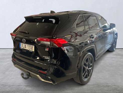 Svart Toyota RAV4 Hybrid AWD GR Sport stulen i Viksjö nordvästra Stockholm