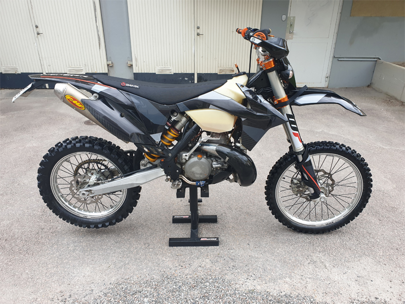 KTM 300 EXC stulen i Västerås