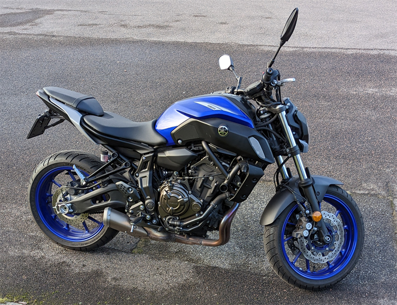 Blå Yamaha MT-07 stulen i Malmö