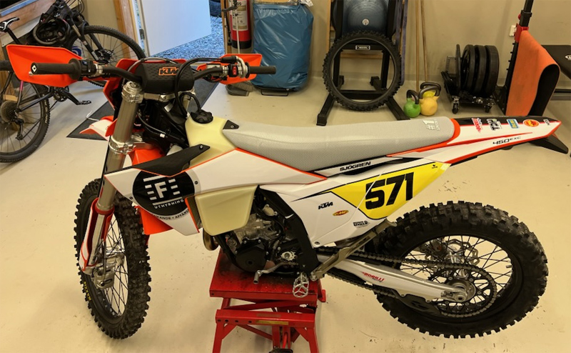 KTM 450 EXC-F stulen på Ingarö utanför Stockholm