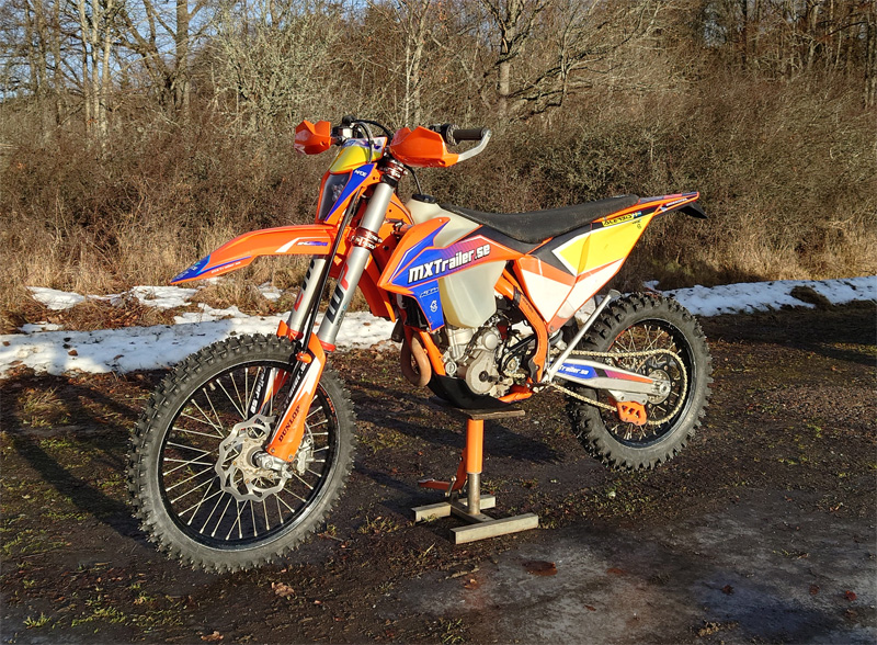KTM 350 EXC-F stulen strax öster om Uppland Väsby, norr om Stockholm