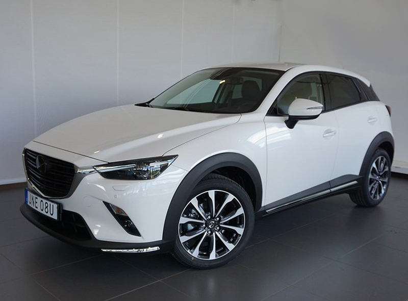 Vit Mazda CX-3 2.0 Skyactiv stulen i Växjö