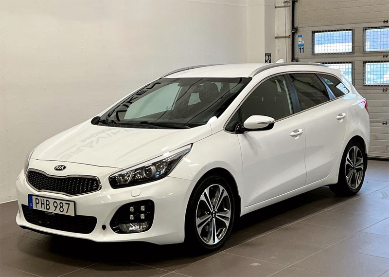 Vit Kia Ceed SW stulen i centrala Göteborg