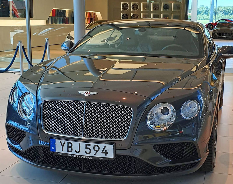 Grå metallic Bentley Continental GT V8 stulen i Hjärup mellan Malmö och Lund