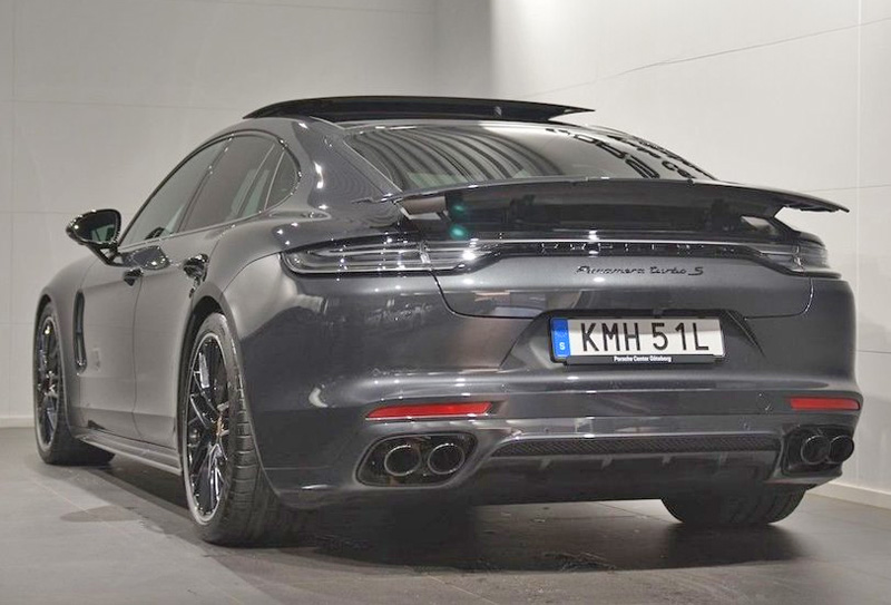Mörkgrå metallic Porsche Panamera Turbo S stulen i Varberg