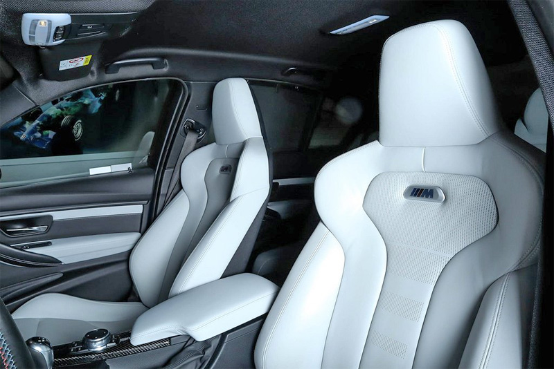 Blå metallic BMW M3 F80 stulen i Bromma, Stockholm