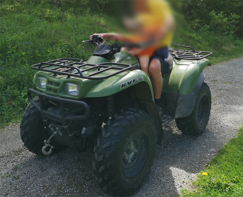 Fyrhjuling Kawasaki KVF 360ADF stulen mellan Rimbo och Ekeby