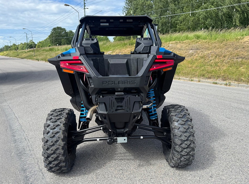 Blå Polaris RZR PRO XP Ultimate Turbo stulen i Gävle