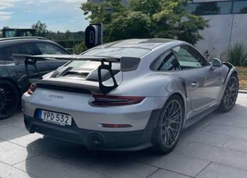Silvermetallic Porsche 911/991 GT2 RS stulen i Kalmar