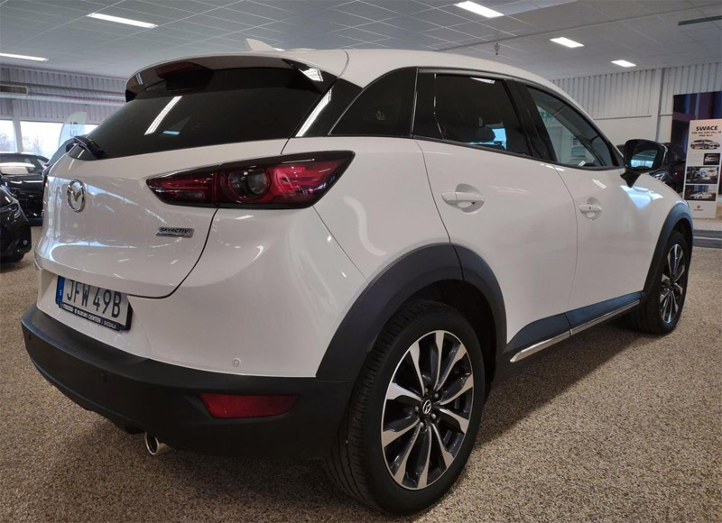 Vit Mazda CX-3 Optimum stulen i Malmö