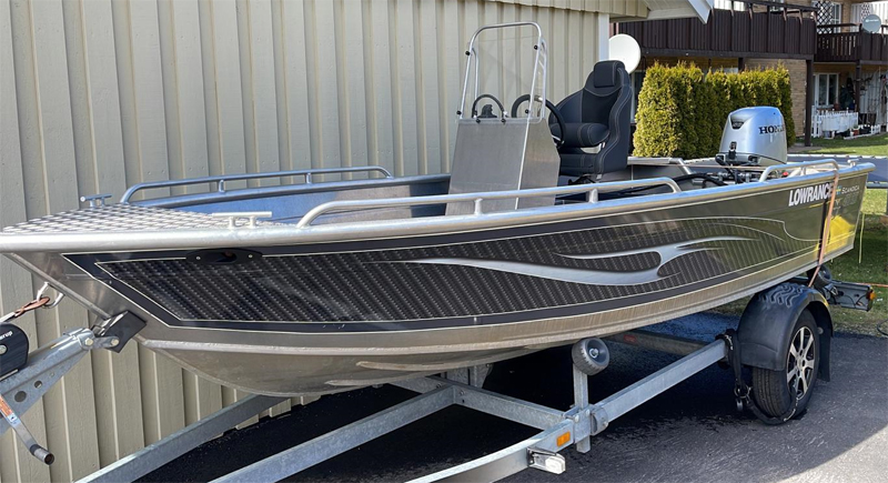Scandica 450 Alu med 100 Hk Honda stulen på trailer i Ullared
