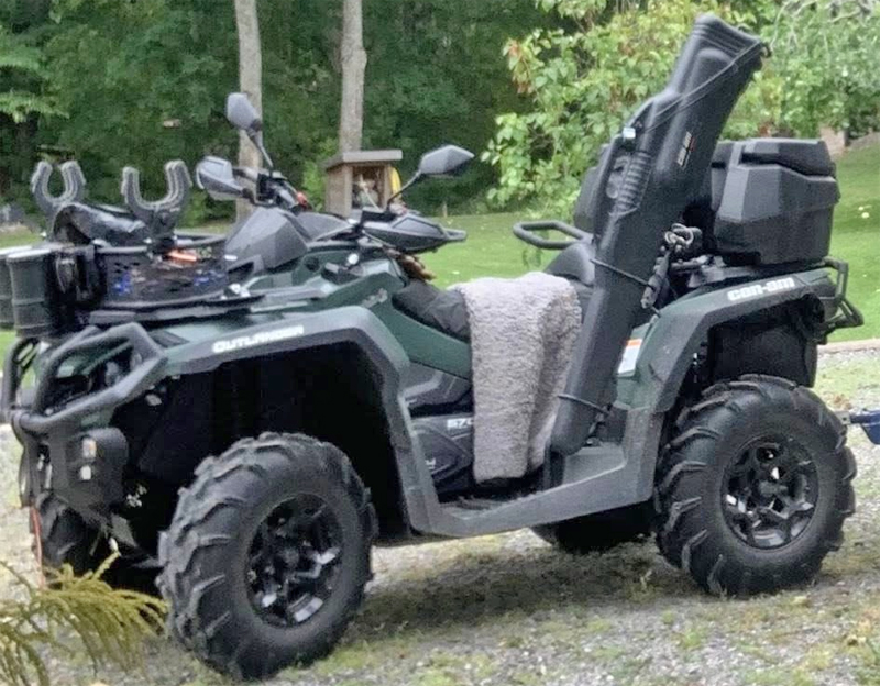 Grön fyrhjuling Can Am Outlander MAX XU + 570 stulen i Östervåla
