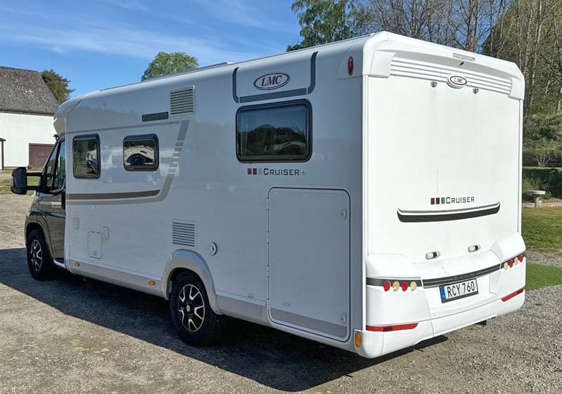 Svenskregistrerad husbil Fiat LMC T672 Cruiser Blackline stulen i Urbanizacion la Marina San Fulgencio mellan Alicante och Torrevieja, Spanien.