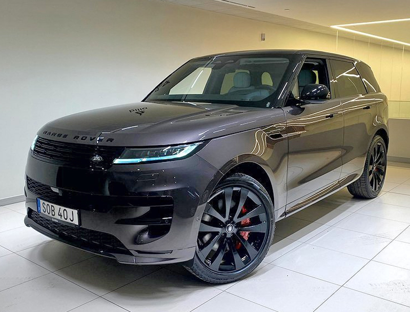 Grå metallic Land Rover Range Rover Sport Autobiography P550e stulen i Torshälla strax norr om Eskilstuna