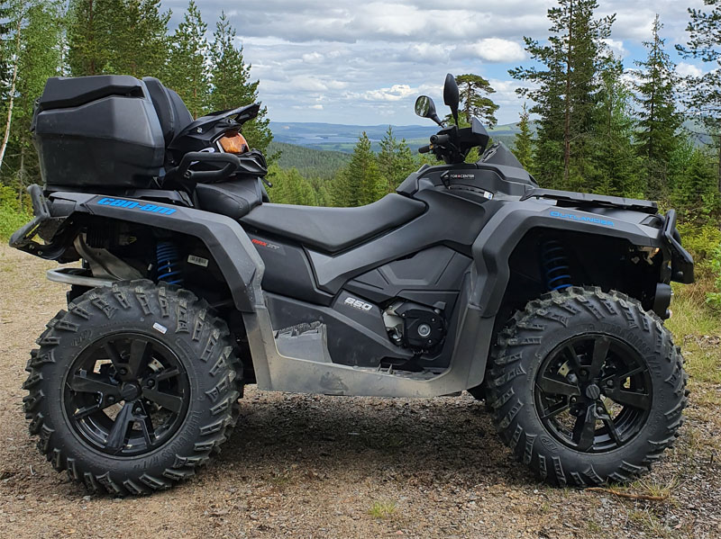 Fyrhjuling Can Am Outlander 650 MAX XT stulen väster om Järvsö