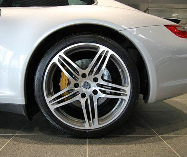 Stölder av och från Porsche och BMW:s M modeller fortsätter i Stockholm