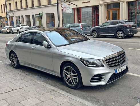 Silvermetallic Mercedes Benz S 400 D 4Matic stulen i Malmö