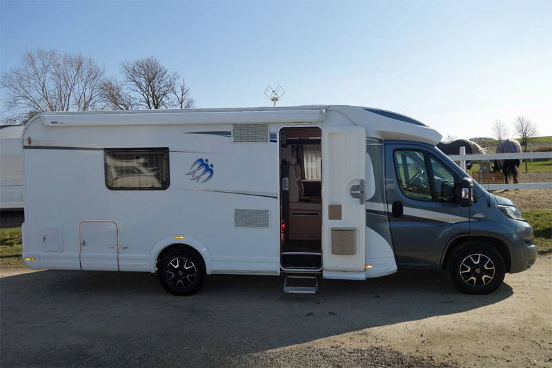 Husbil Fiat Knaus Sun TI 700 MEB stulen i Ugglarp norr om Trelleborg