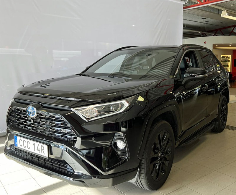 Svart Toyota RAV4 Hybrid AWD stulen i Älvsjö, Stockholm