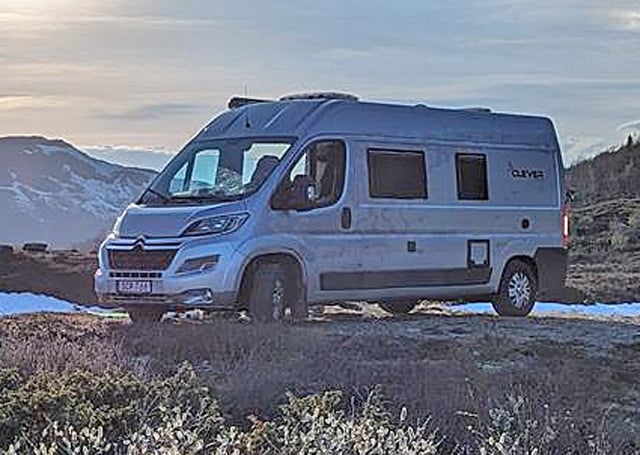 Svenskregistrerad husbil "Plåtis" Citroen Clever stulen i Rom, Italien