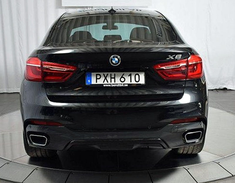 Svart BMW X6 Xdrive 30D stulen i Rönninge mellan Södertälje och Stockholm