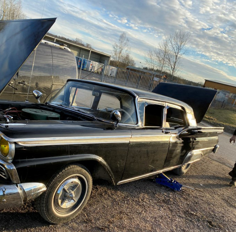 Ford Galaxie Town Sedan stulen i Vänersborg