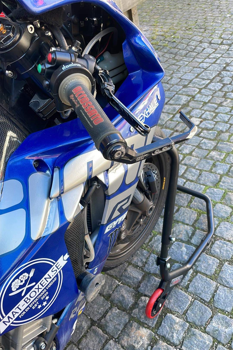 Oregistrerad tävlingsmc/ banhoj Yamaha R1 stulen i Karlskrona