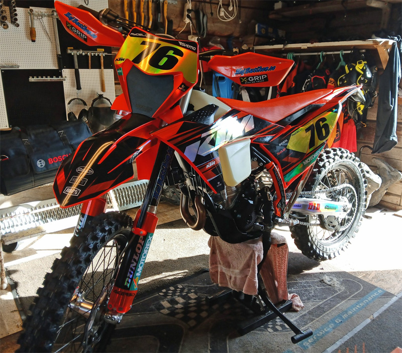 KTM 250 EXC-F stulen mellan Finspång och Svärtinge