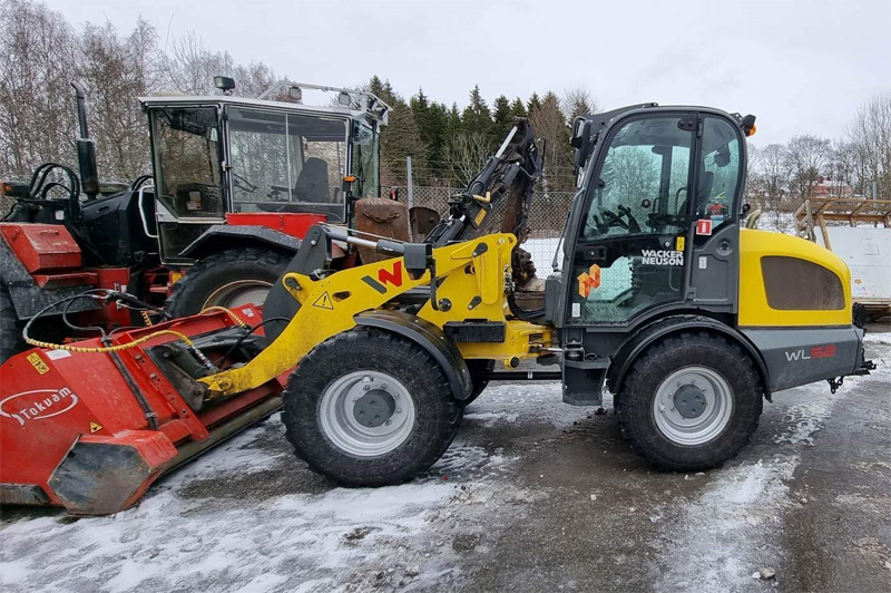 Gul hjullastare Wacker Neuson WL52 stulen i Danderyd