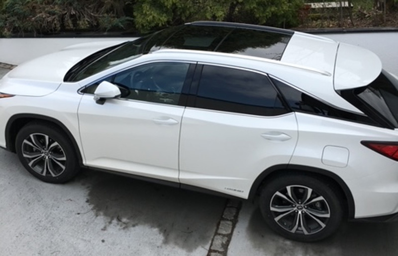 Vit Lexus RX450H AWD stulen utanför en villa i Edsviken, Sollentuna