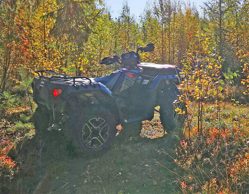 Svart fyrhjuling Polaris Sportsman XP 1000 stulen i Siljansnäs utanför Leksand