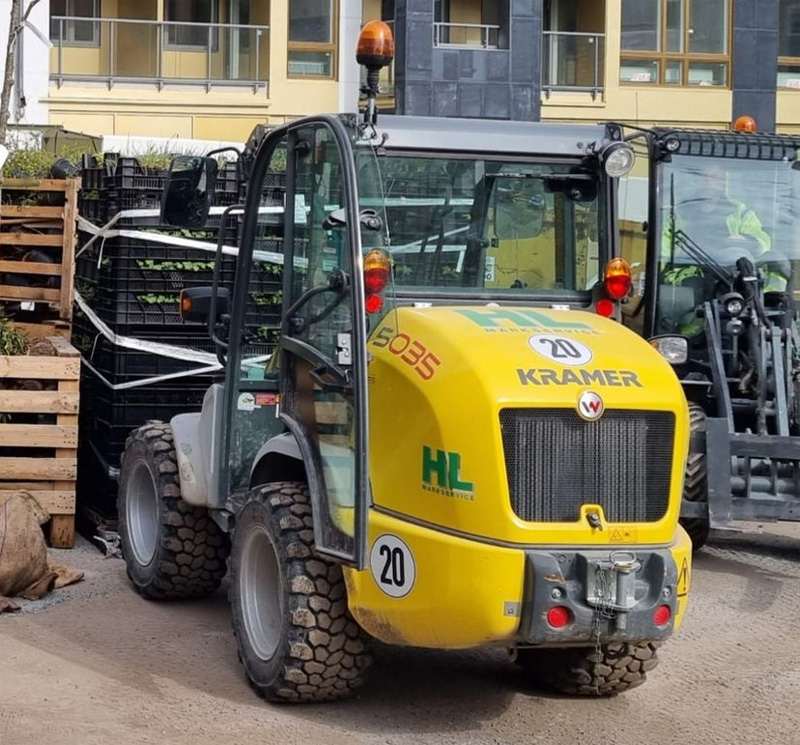 Gul hjullastare Kramer 5035 stulen i Farsta, Stockholm