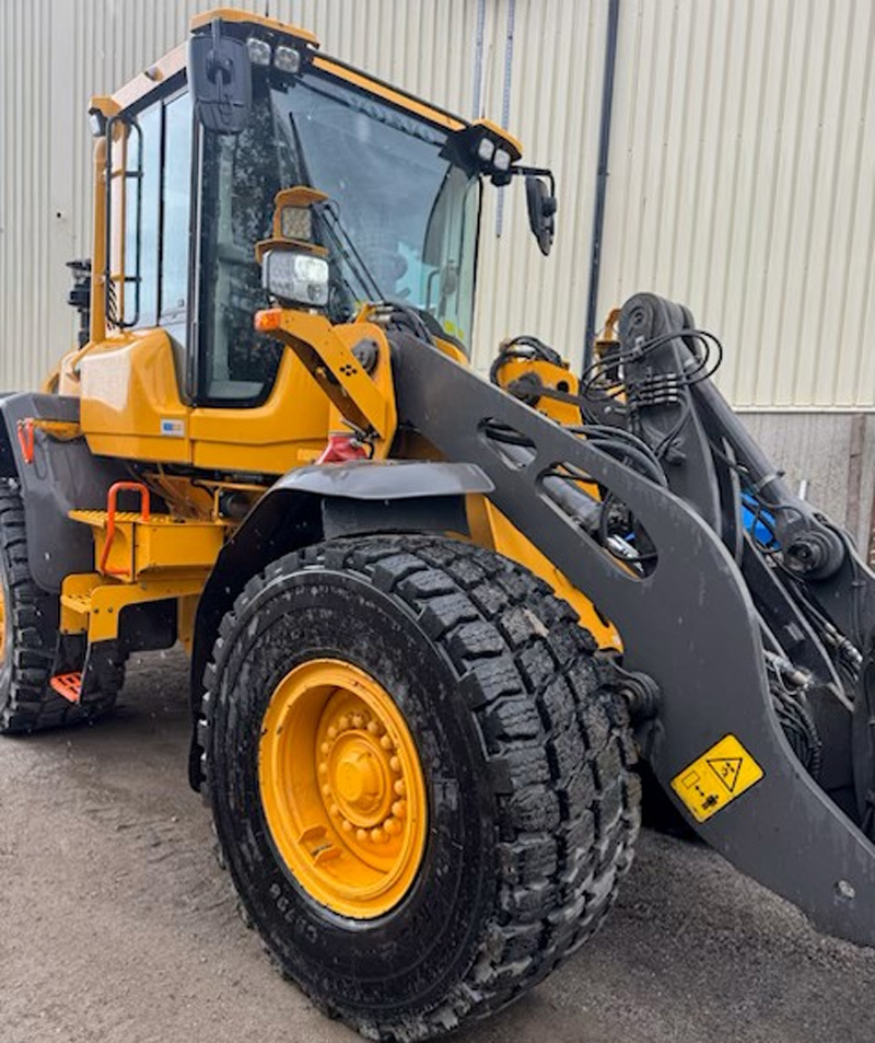 Gul hjullastare Volvo L70H stulen/bedrägeri vid uthyrning, Sundsvall