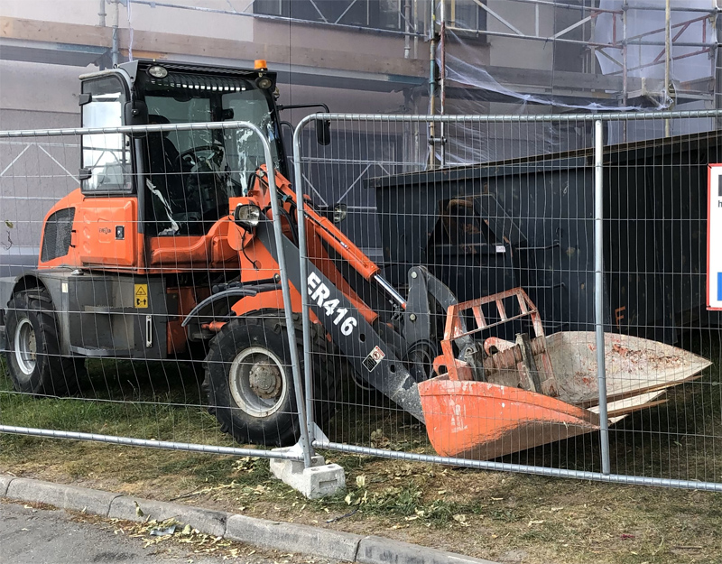 Hjullastare Everun ER 416 stulen i Skogås söder om Stockholm
