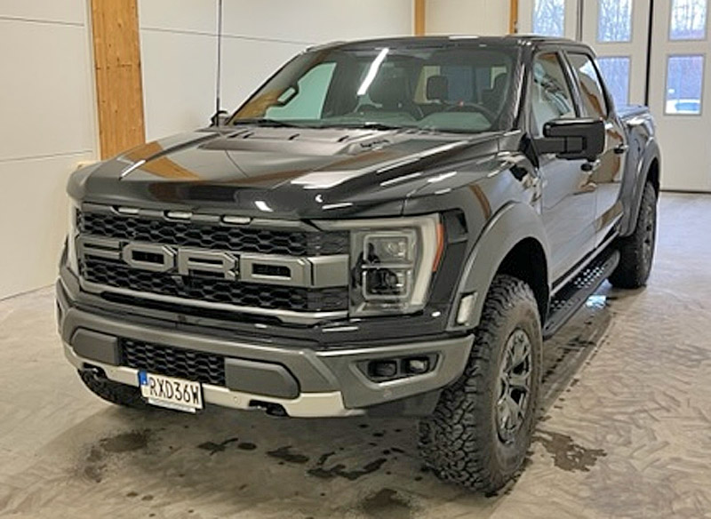 Mörkblå Ford F-150 Raptor Performance stulen i Hittarp strax norr om Helsingborg