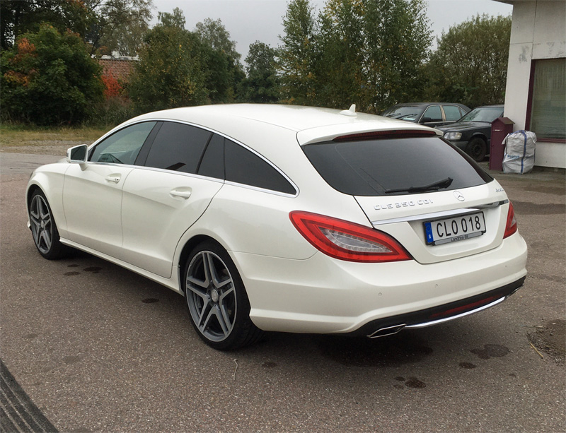 Vit Mercedes Benz CLS 350 CDI stulen i Södertälje