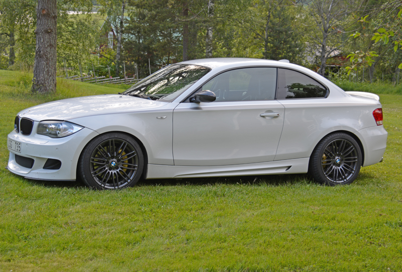 Vit BMW 135I Coupé E82 stulen i Solna