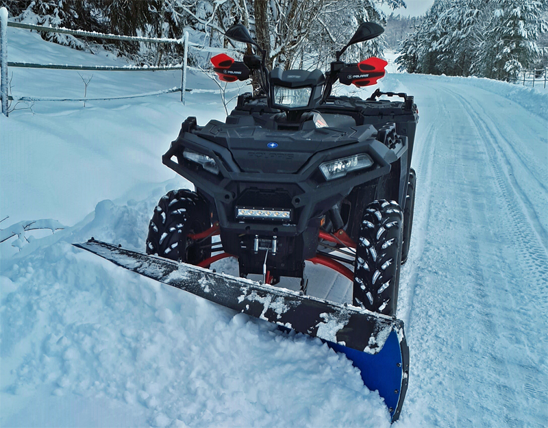 Svart Polaris Sportsman XP 1000 EPS stulen i Gottröra, Rimbo